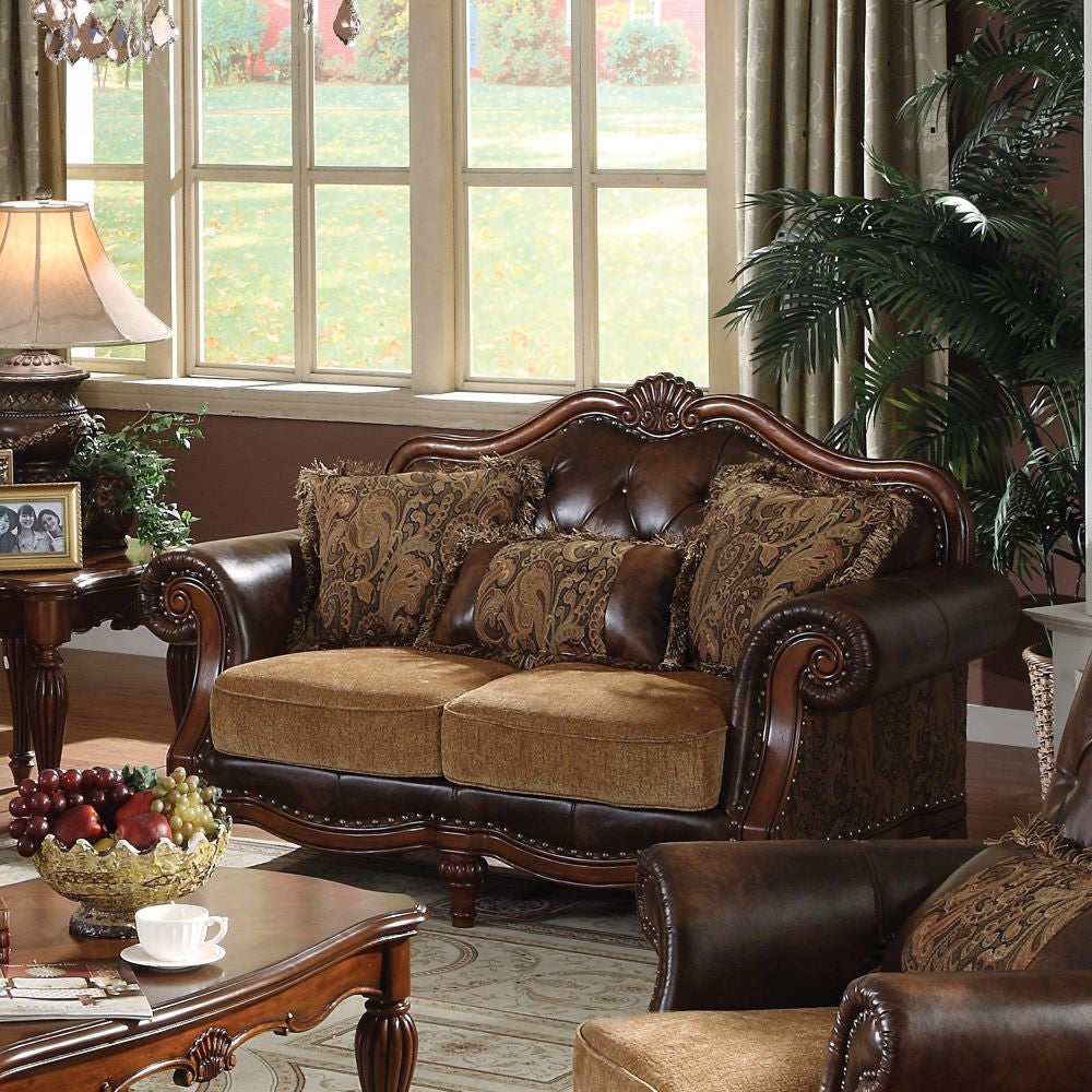 Dreena Traditional Living Room Collection