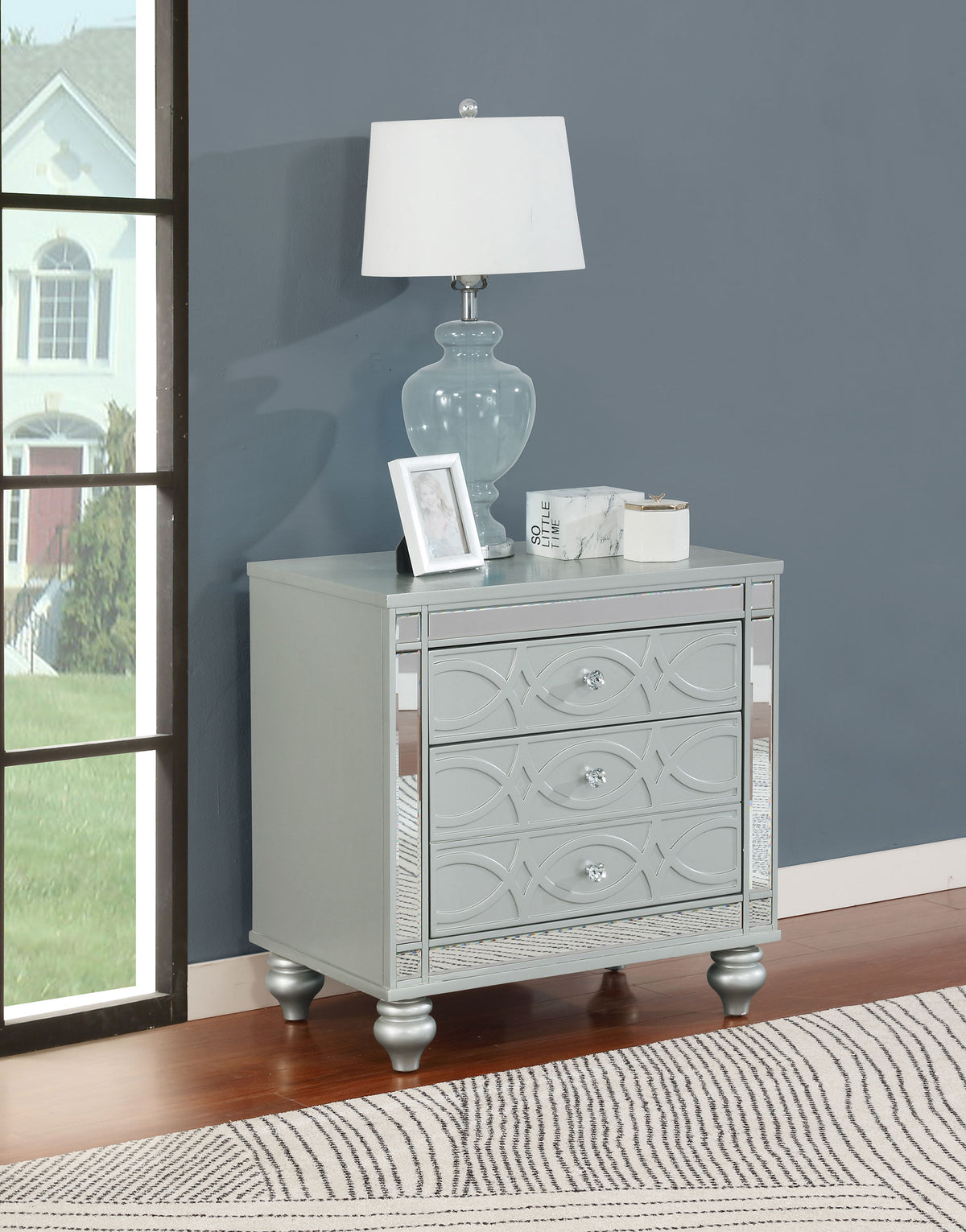 Gunnison Glam LED Panel Bed & Bedroom Sets - Crystal-Tufted Headboard & Fretwork in Silver Metallic - lifestyle