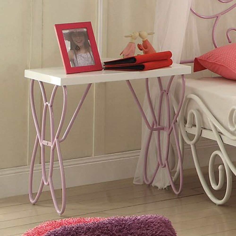 Priya II Full Canopy Bedroom Collection