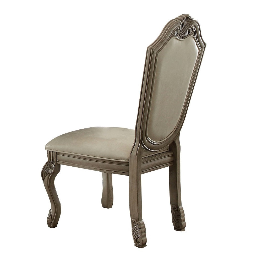 Chateau de Ville Traditional Dining Collection