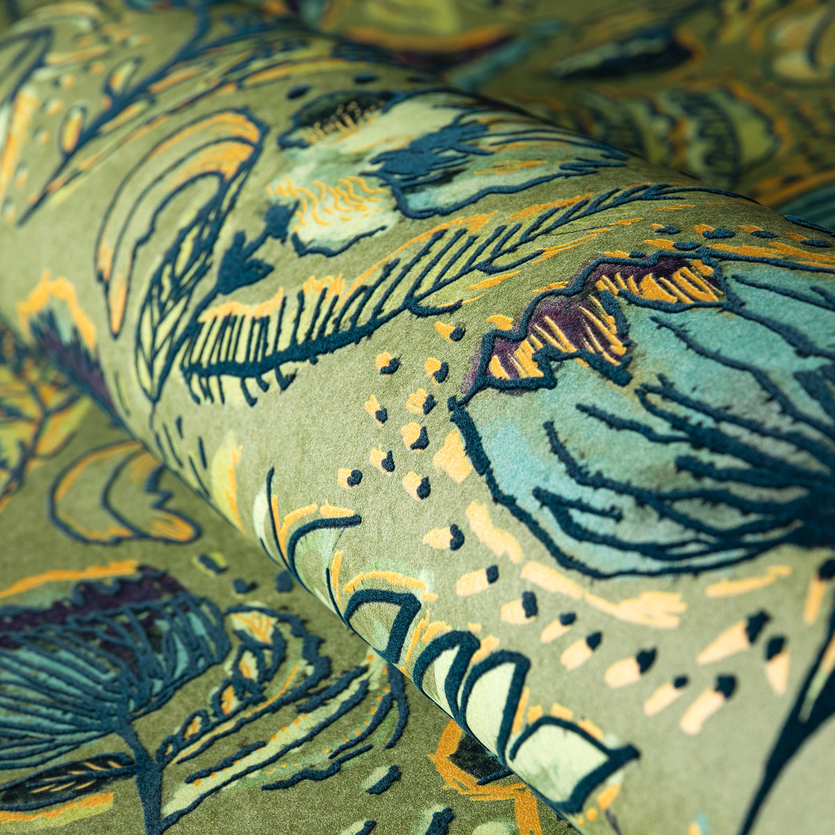 Galerie Pepper Wild Garden Wallpaper