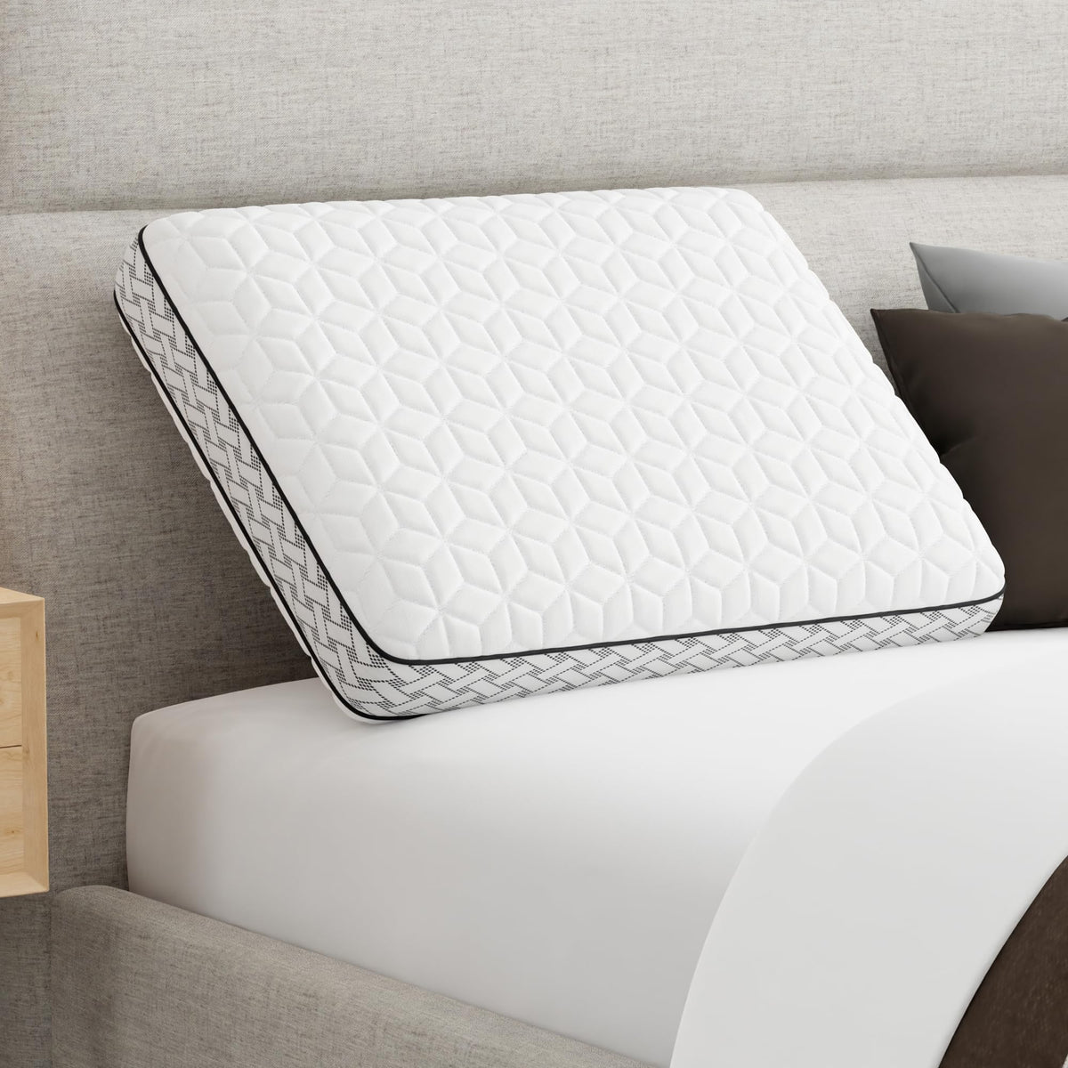 Cryo-Chill Phase Change Cooling Memory Foam Pillow – image 3