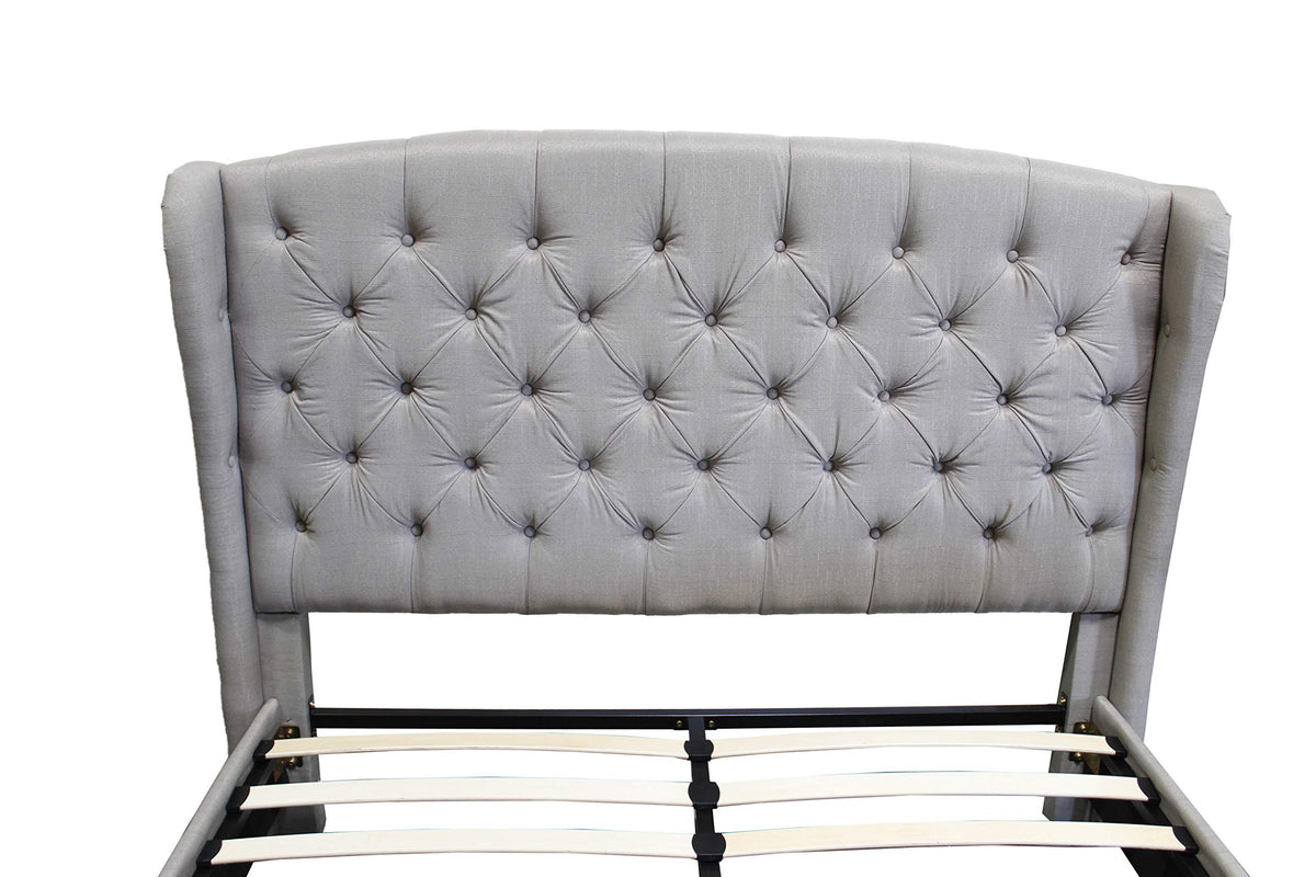 Yvette Upholstered Tufted with Wingback Platform Bed California King in Grey - detail view