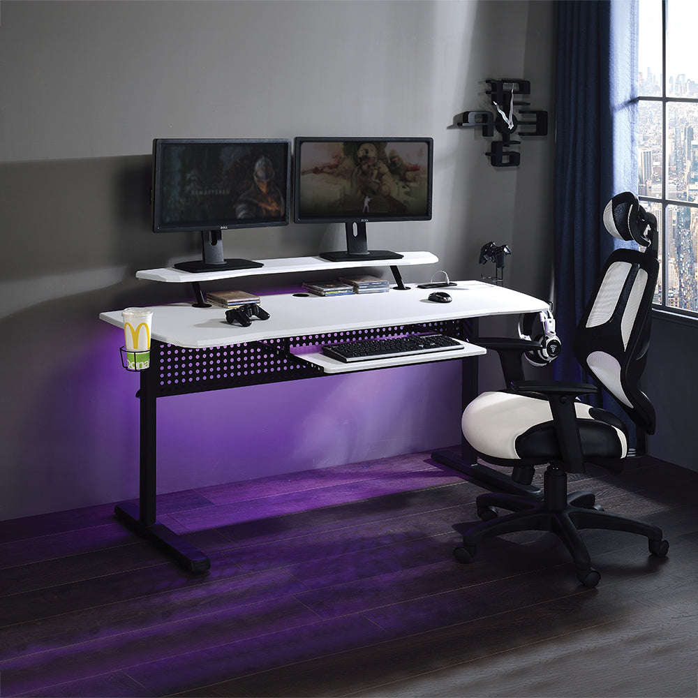 Vildre Gaming Desk