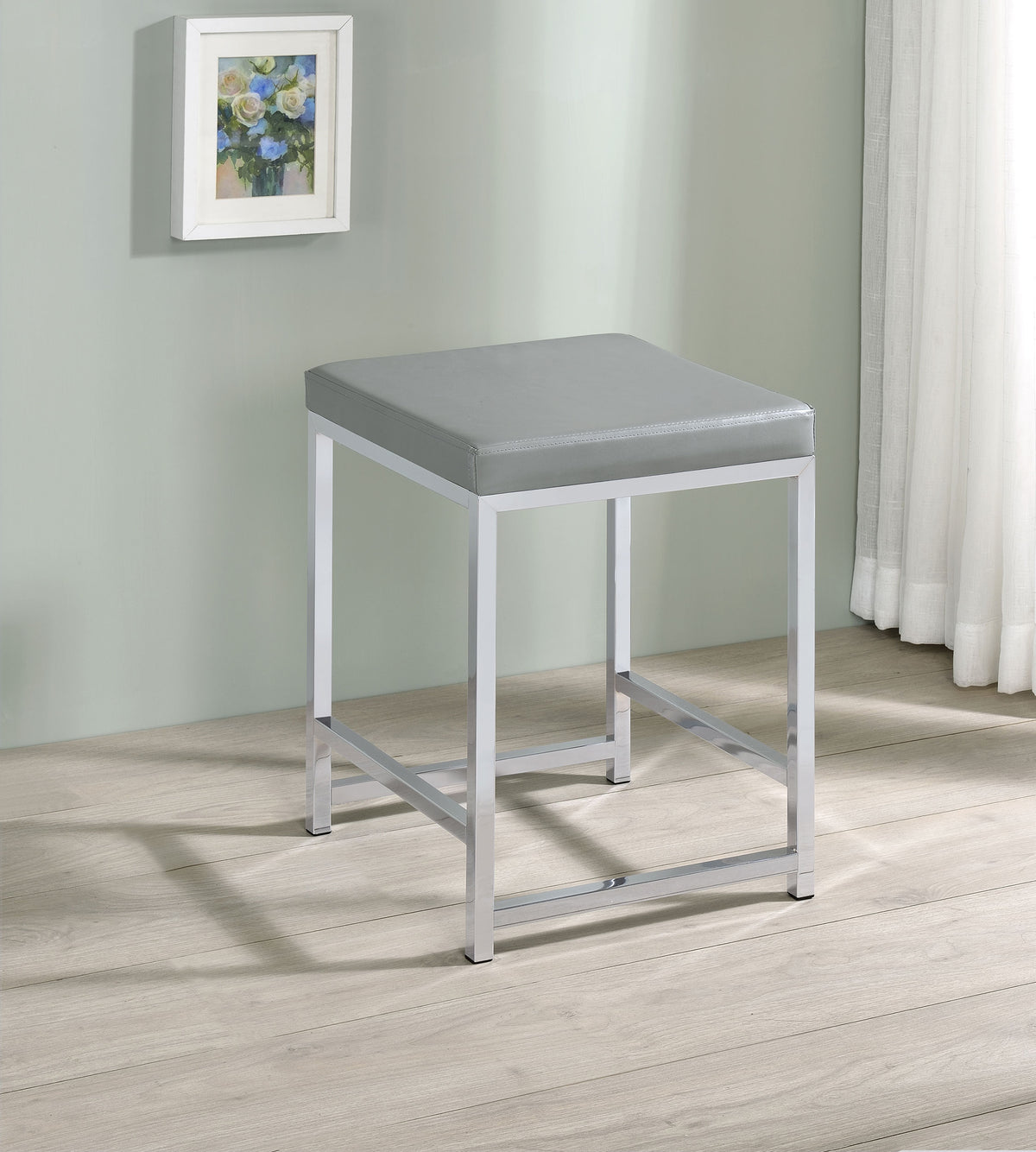 Umbridge Hollywood Vanity Set with LED Bulb Mirror & Stool - Mirrored Chrome with Glass Top Drawers โ view 2