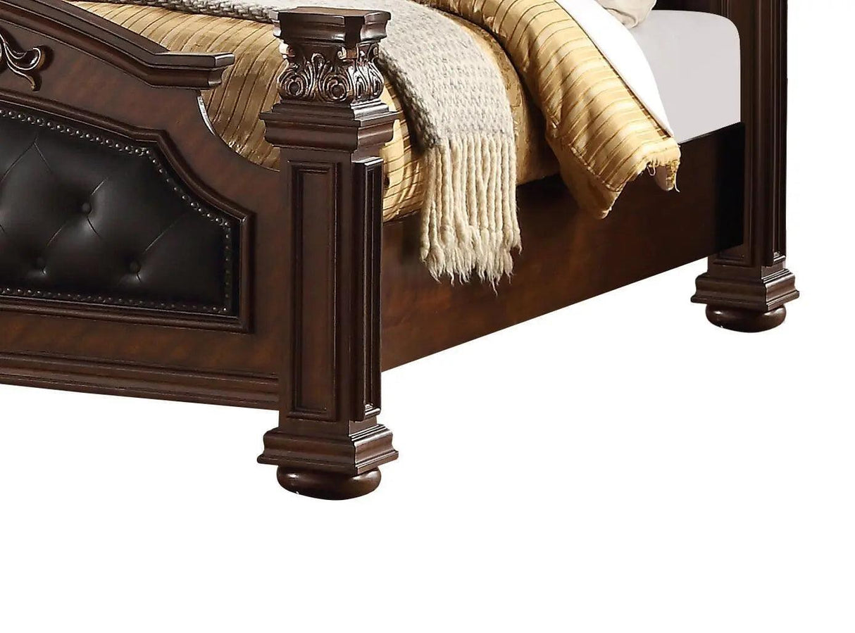 Traditional Ornate Cherry Wood 5-Piece Aspen Bedroom Furniture Set
