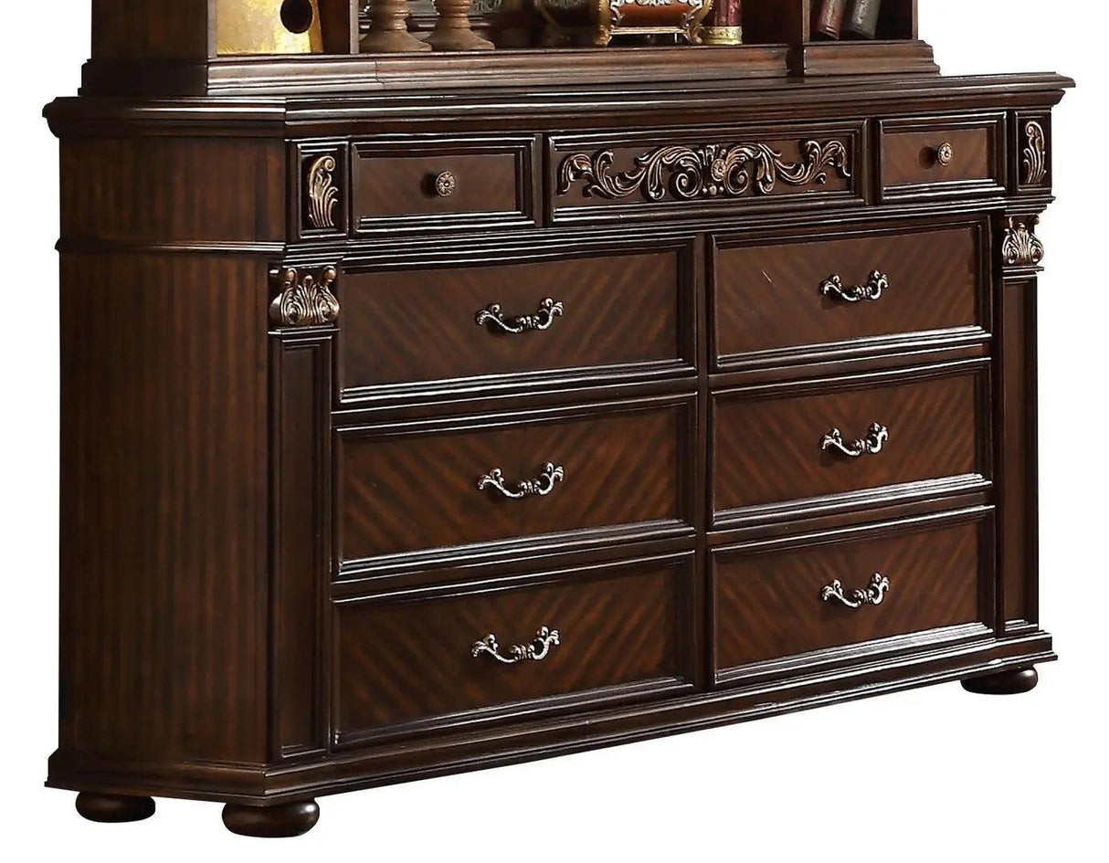 Traditional Ornate Cherry Wood 5-Piece Aspen Bedroom Furniture Set