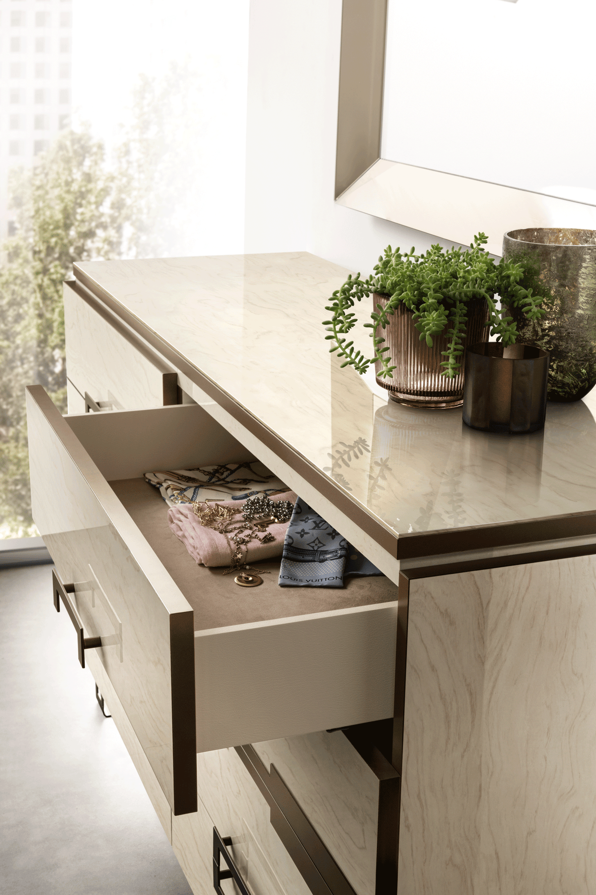 Poesia Italian Bedroom Collection by Arredoclassic