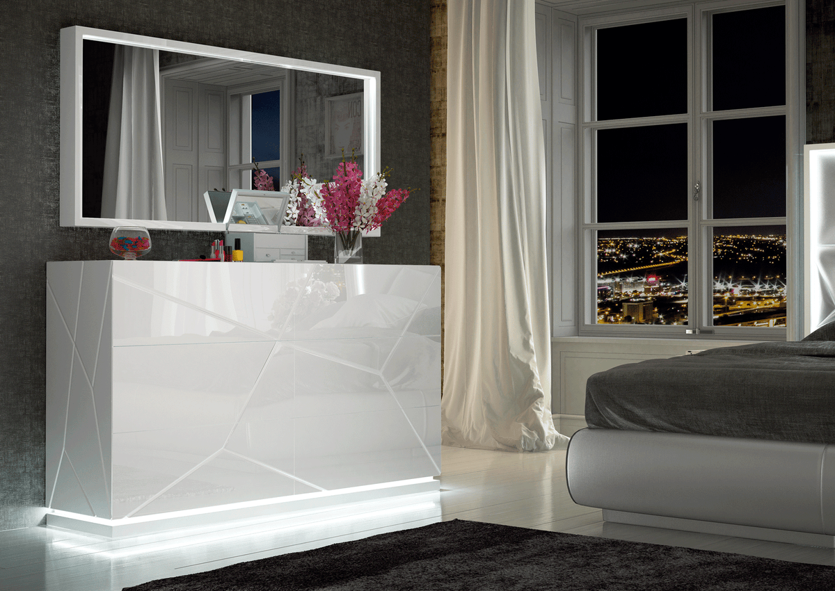 Kiu Modern White Bedroom Collection by Franco