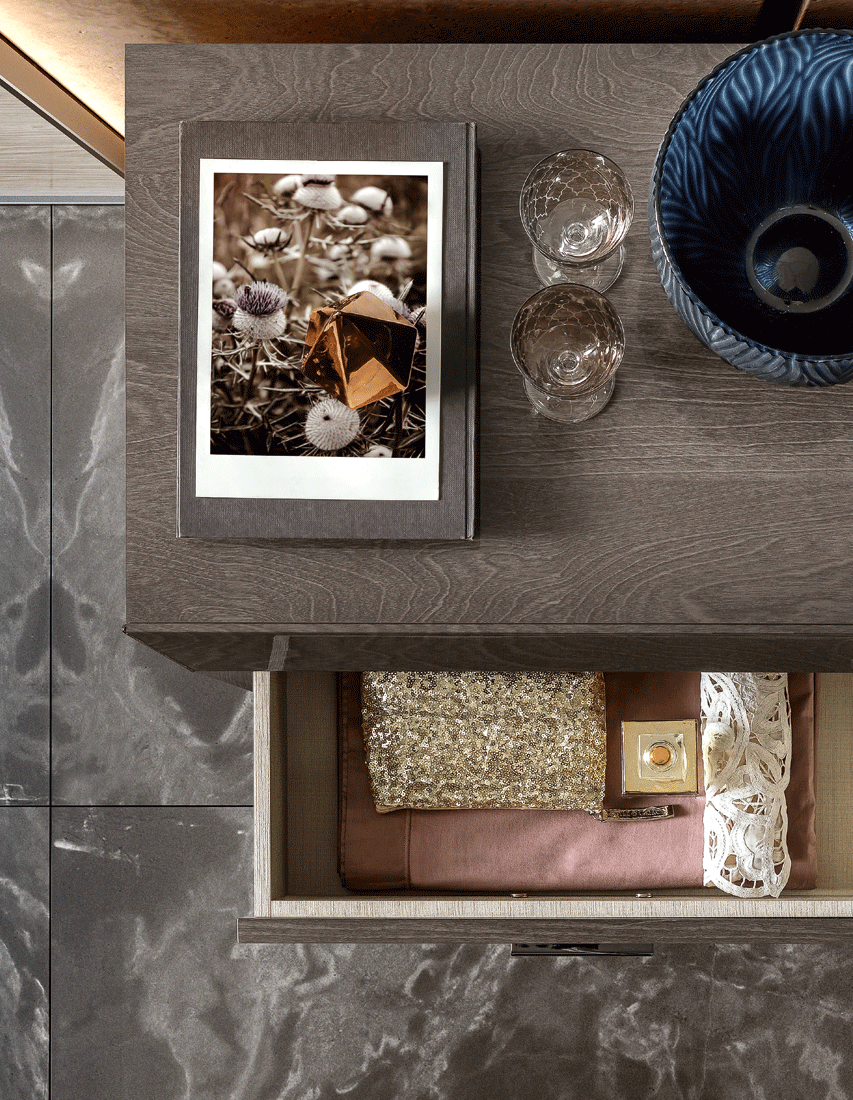 Elite Night Italian Nightstand by Camelgroup