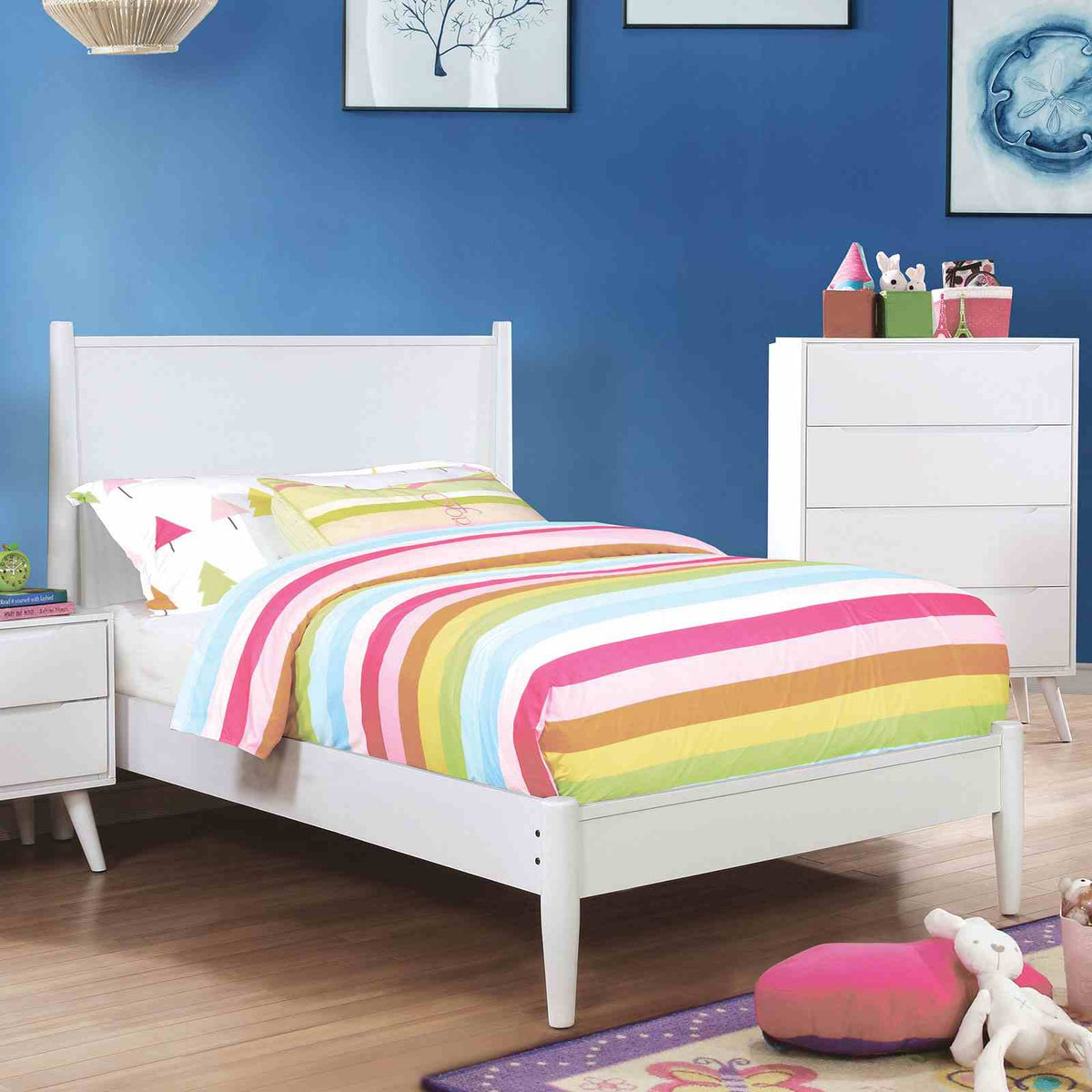 Lennart II Mid-Century Modern Platform Bed, Bedroom Set & Case Pieces - Twin Bed Only