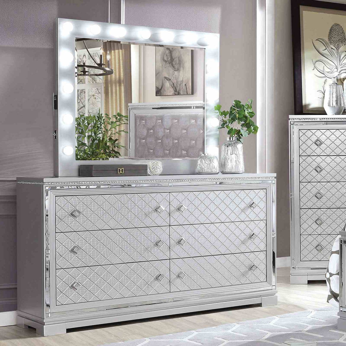 Belleterre Glam Tufted Bed, Bedroom Set & Case Pieces - Dresser
