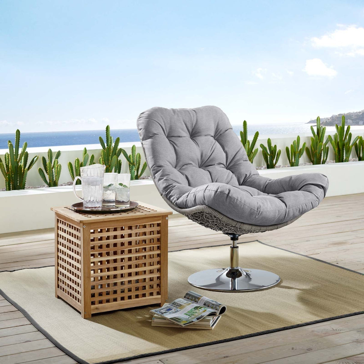 Brighton Wicker Rattan Outdoor Patio Swivel Lounge Chair - Modern Coastal & 360-Degree Motion