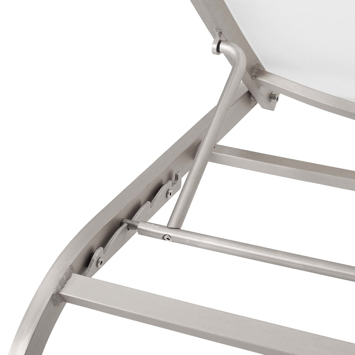 Savannah Mesh Chaise Outdoor Patio Aluminum Lounge Chair - Vintage Glamour & Weather-Resistant