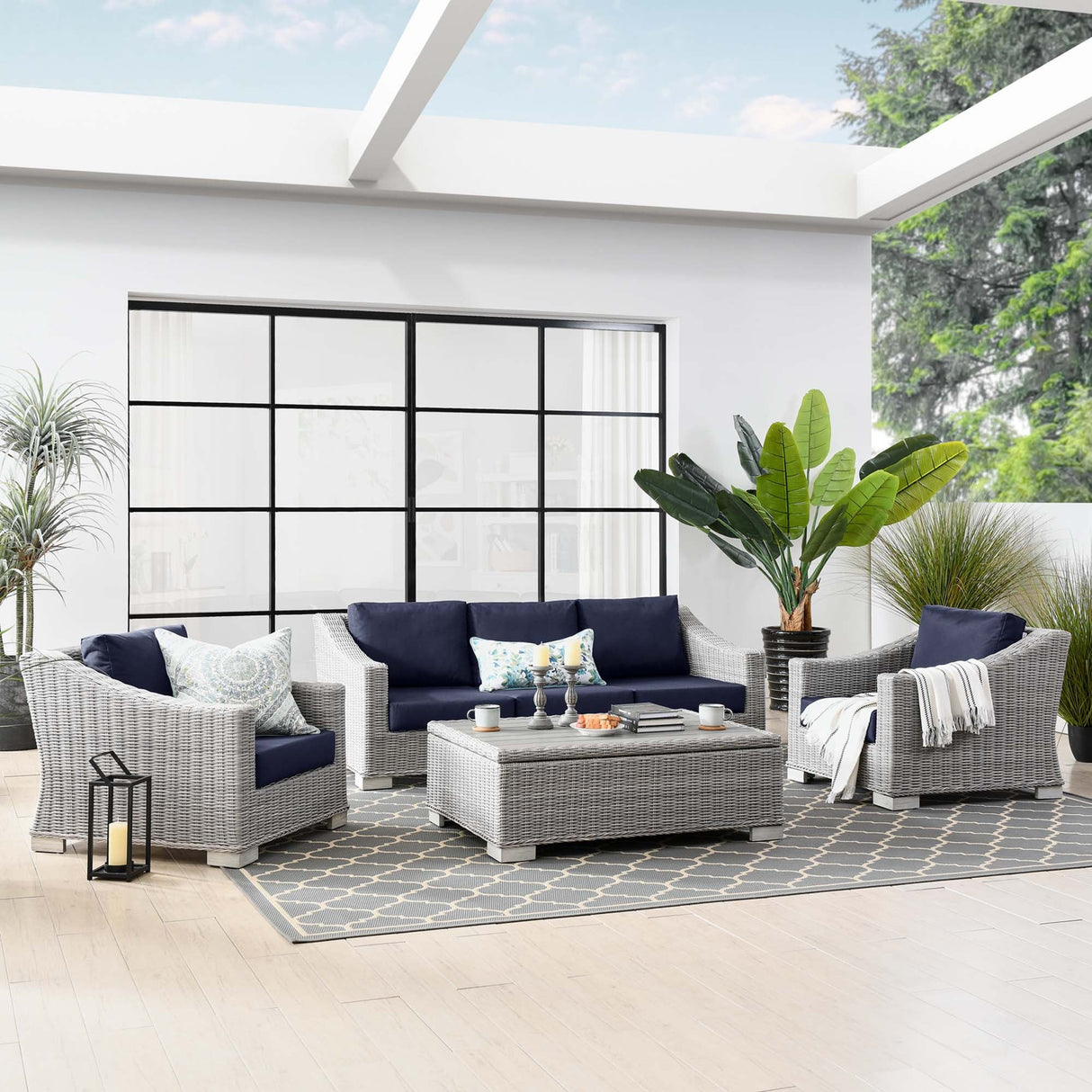 Conway 4-Piece Outdoor Patio Wicker Rattan Furniture Set - Modern Coastal & UV-Resistant Synthetic Wicker