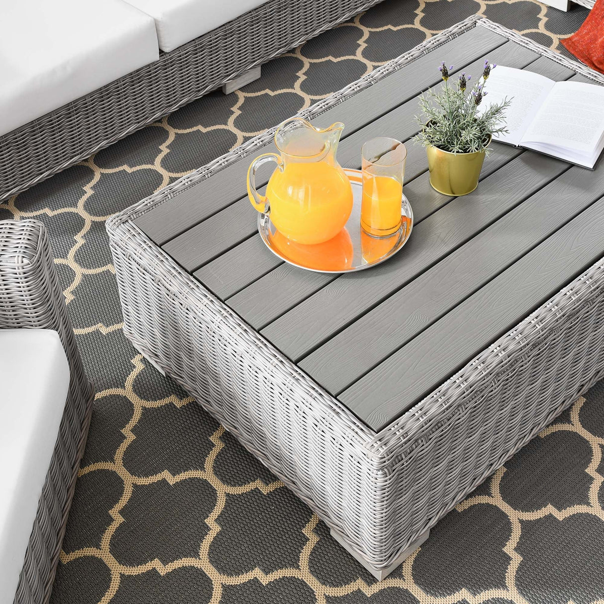 Conway 4-Piece Outdoor Patio Wicker Rattan Furniture Set - Modern Coastal & UV-Resistant Synthetic Wicker