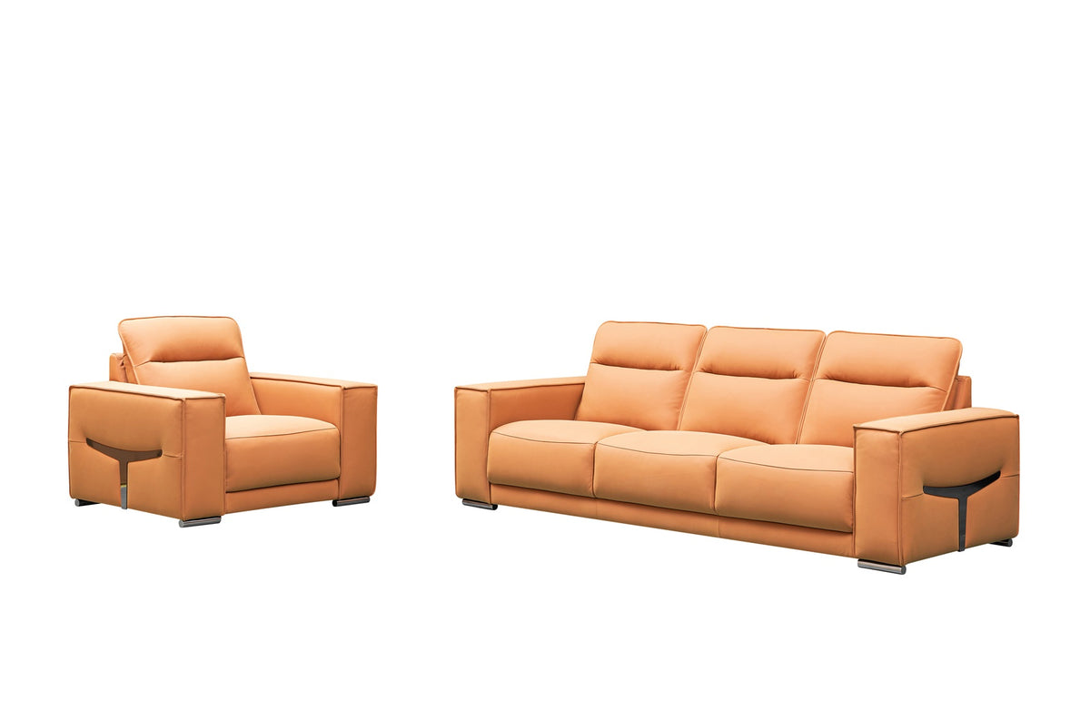 GM530 Leather Sofa & Armchair Set by Klaussner