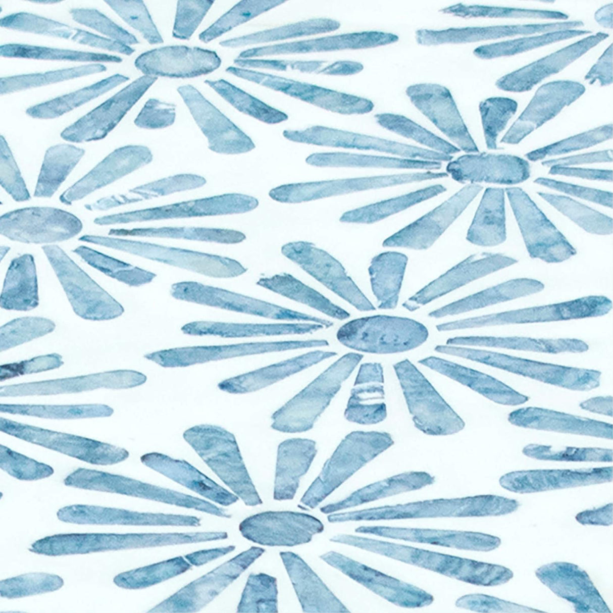 Halio Shell Side Table