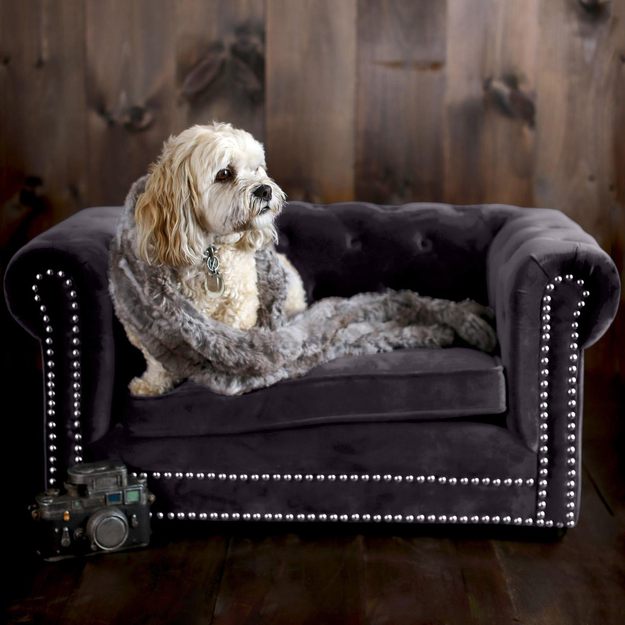 Husky Velvet Pet Bed