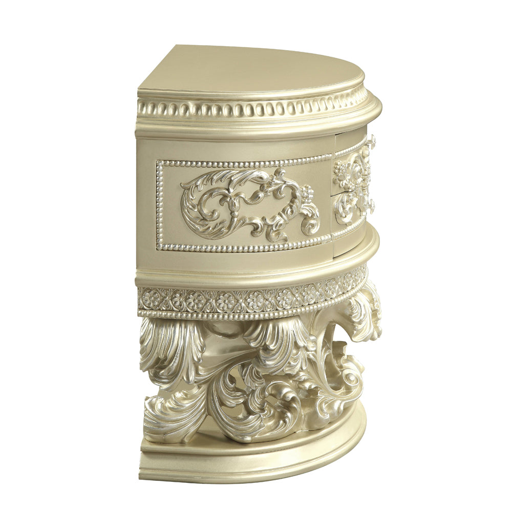 Vatican Button Tufted Bedroom Collection