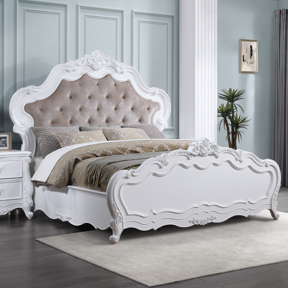 Latisha Traditional Bedroom Collection