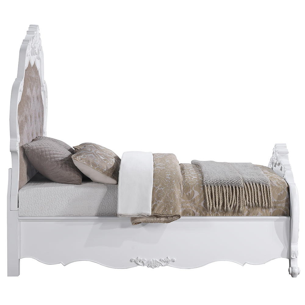 Latisha Traditional Bedroom Collection