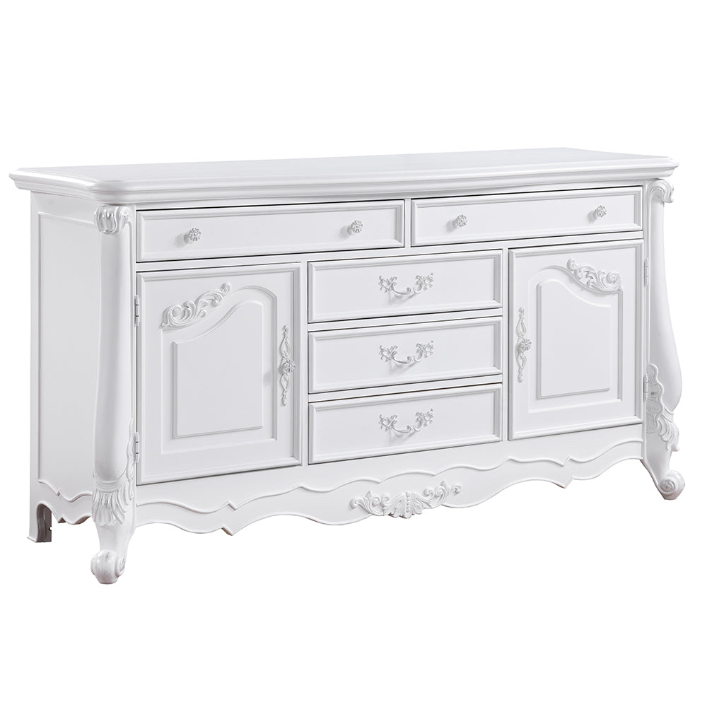 Latisha Traditional Bedroom Collection