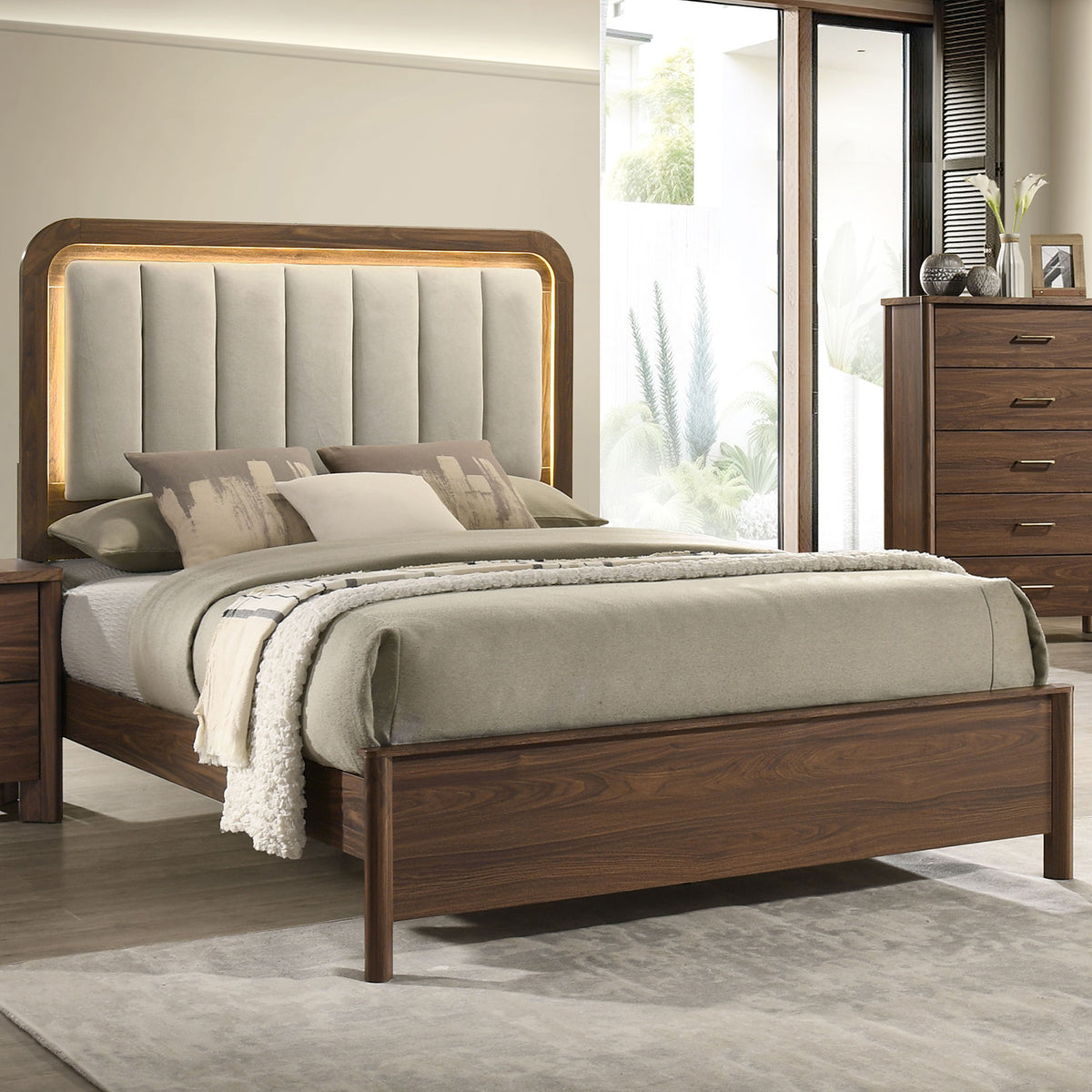 Hayward Mid-Century Modern Bedroom Collection - Queen Bed Only