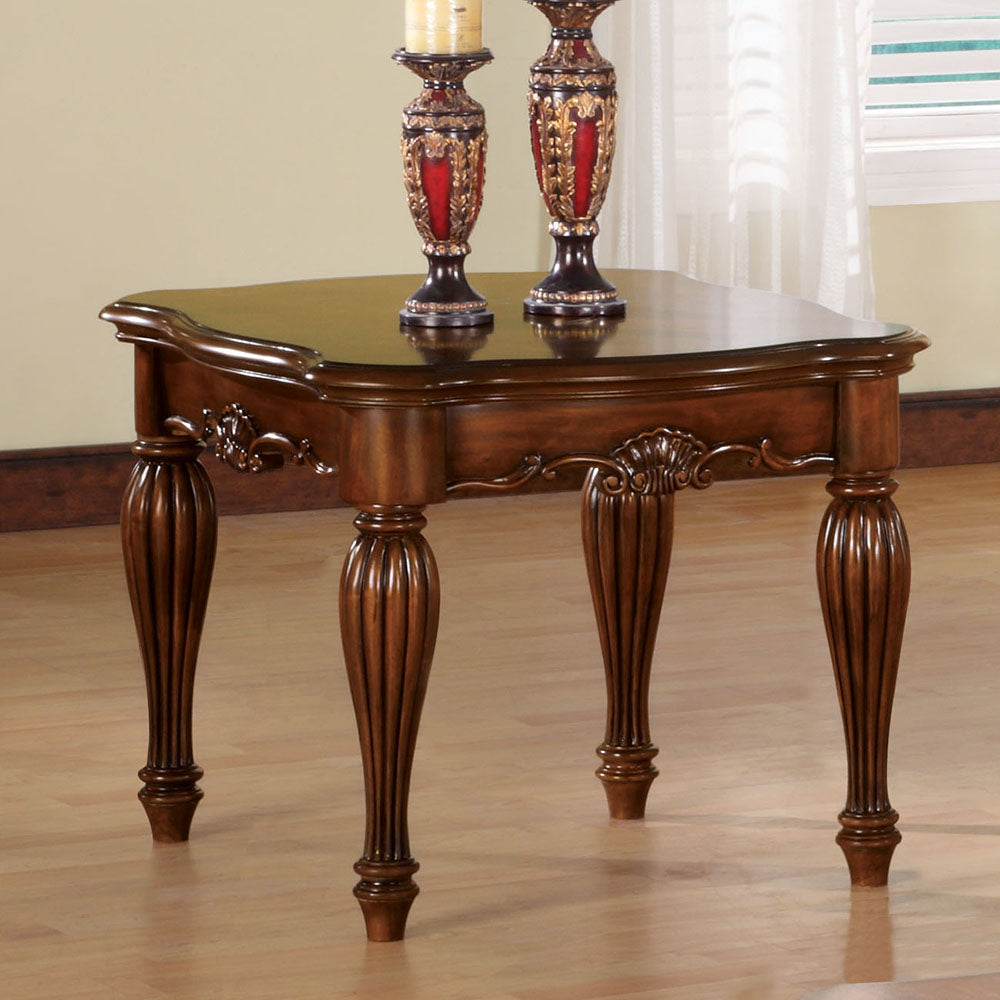 Dreena Traditional Living Room Collection
