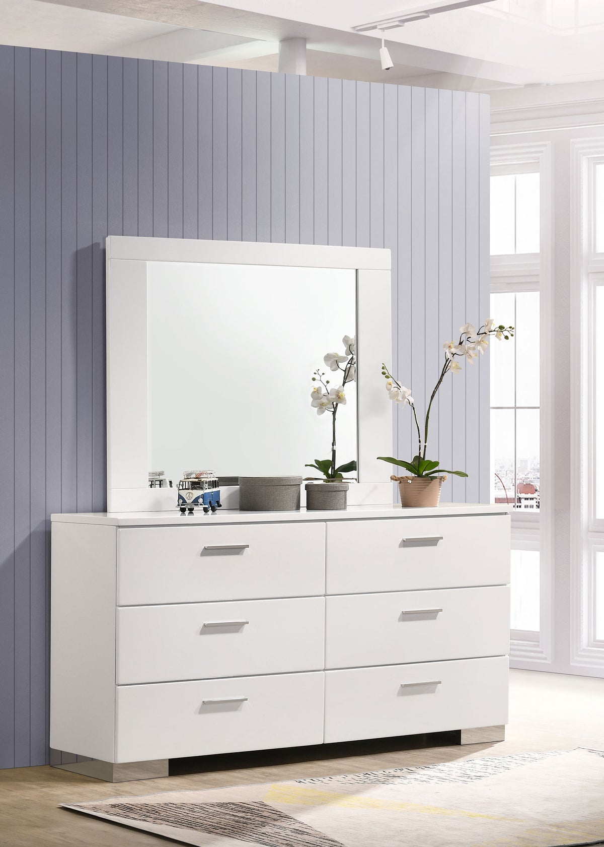 Felicity Bedroom Storage - Dresser, LED Mirror, Chest, Nightstand & Lighted Vanity in White High Gloss – view 2
