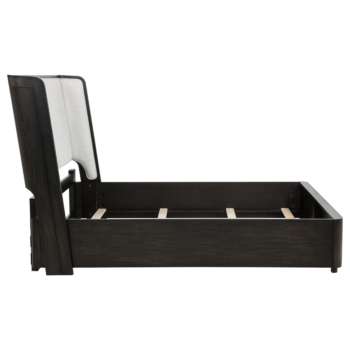 Leandro Wingback Bed & Bedroom Sets - Cream Upholstered Headboard with Burnished Black Case Pieces, Queen to California King