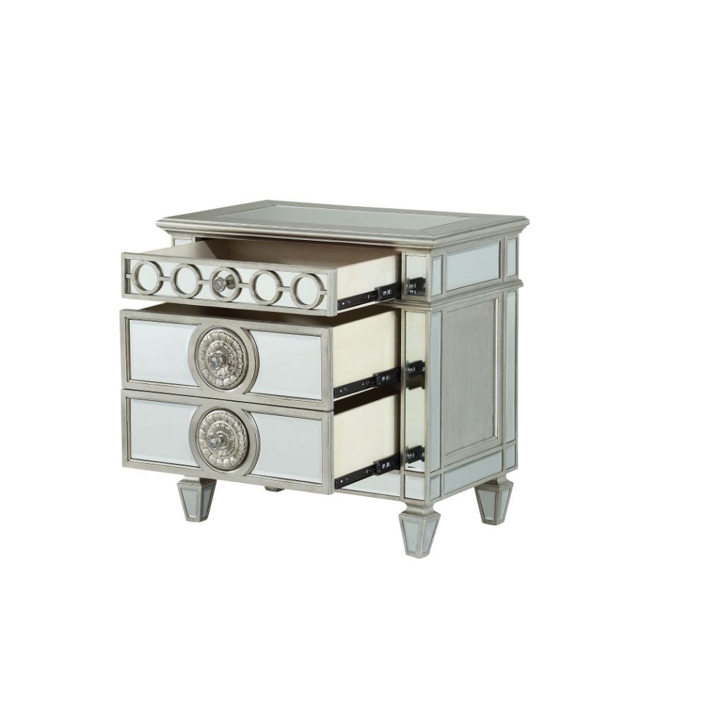 Varian Bedroom Collection