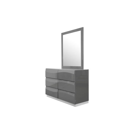 Leon 5-Piece Poplar Wood California King Bedroom Set in Gray High Gloss - side view