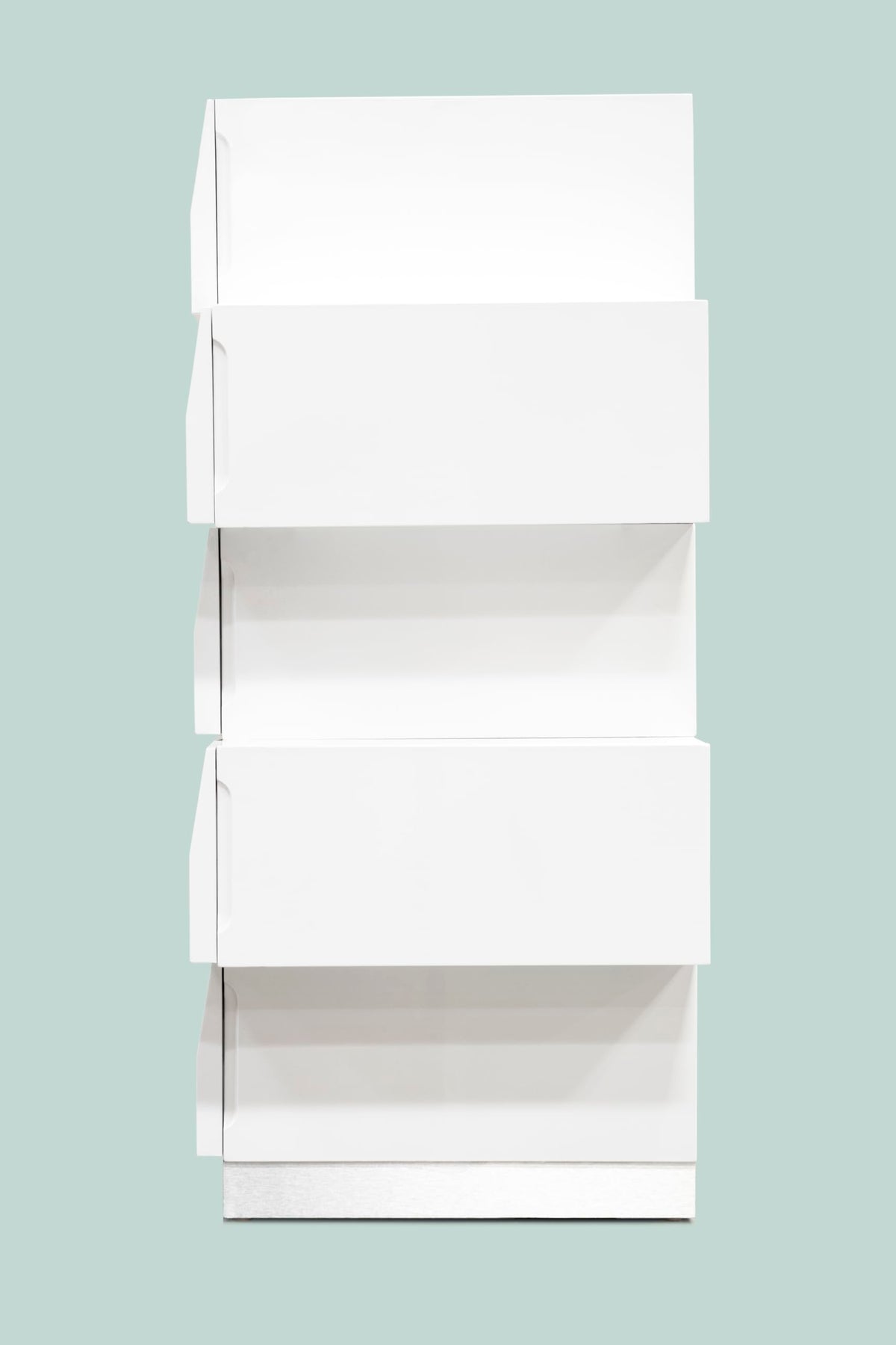 Spain 44" Modern 5-Drawer Bedroom Chest, Built-in Side Pulls in White/Silver - side view