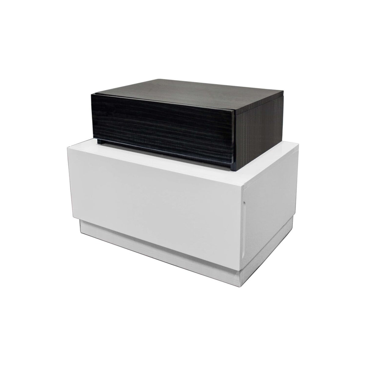Modern White Lacquer Platform 5-Piece Bedroom Set, Eastern King - side view