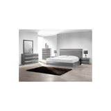 Leon 5-Piece Poplar Wood California King Bedroom Set in Gray High Gloss - front view