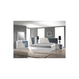 Manchester 5-Piece Wood Eastern King Bedroom Set in Zebra/White - front view