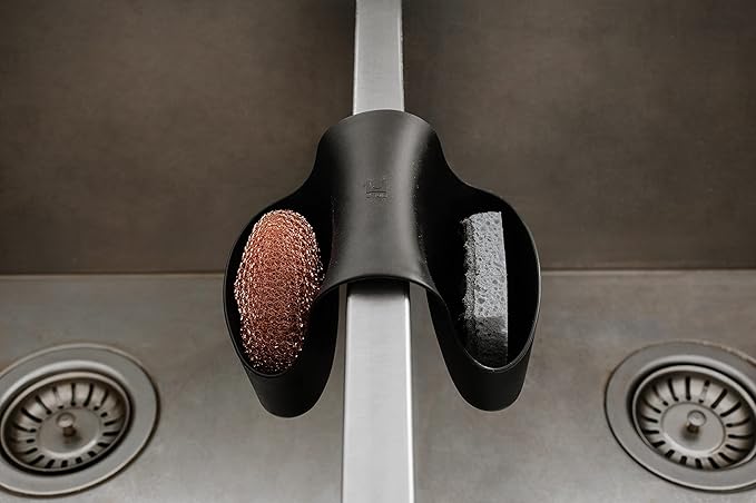 Umbra Saddle Sink Caddy – Flexible Rubber Kitchen Sink Sponge Holder & Dish Brush Organizer, Black