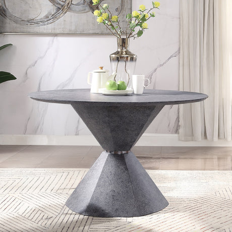 Ansonia Round Pedestal Dining Table & Quilted Chairs