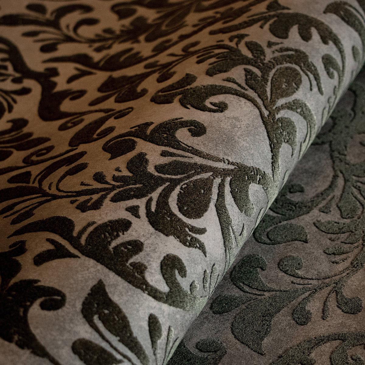 Galerie Urban Classics Damask Flock Wallpaper