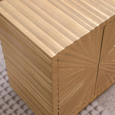 Tiffany End Table in Gold - close-up