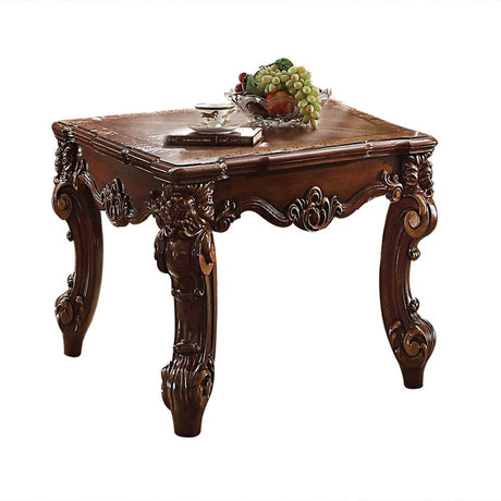 Vendome II Living Room Collection