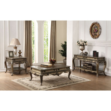 Ragenardus Traditional Living Room Collection