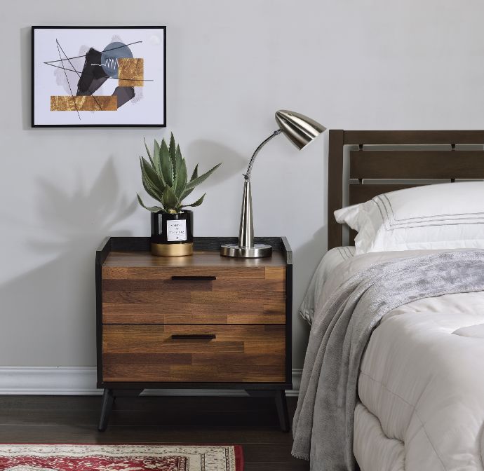 Jiranty 2-Drawer Accent Table