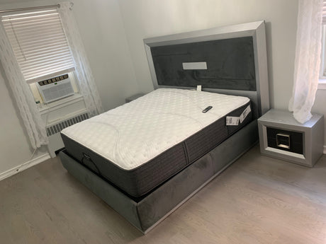 Enzo Modern Bedroom Collection by Franco
