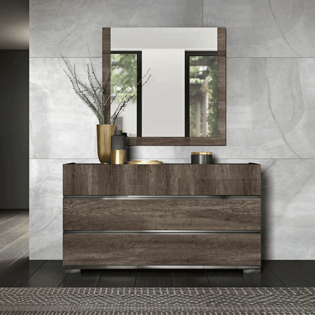 Kamea Contemporary Italian Bedroom Collection by Status