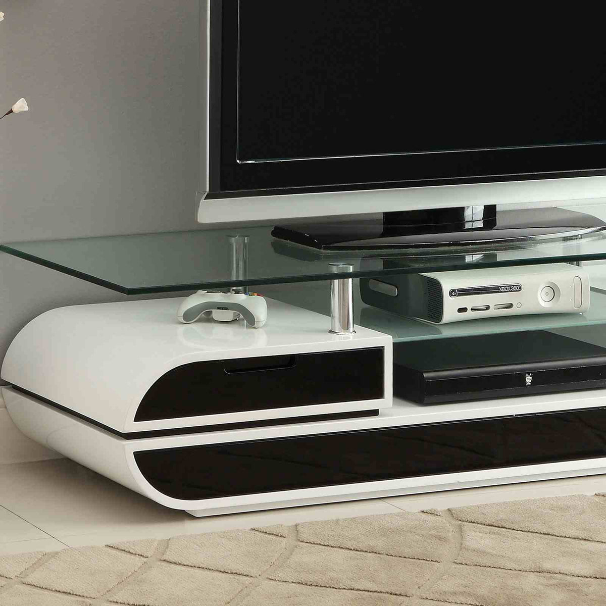 Evos Contemporary 63" TV Console - High Gloss Black & White Lacquer with Glass Top & Chrome Posts – Black & White, view 2