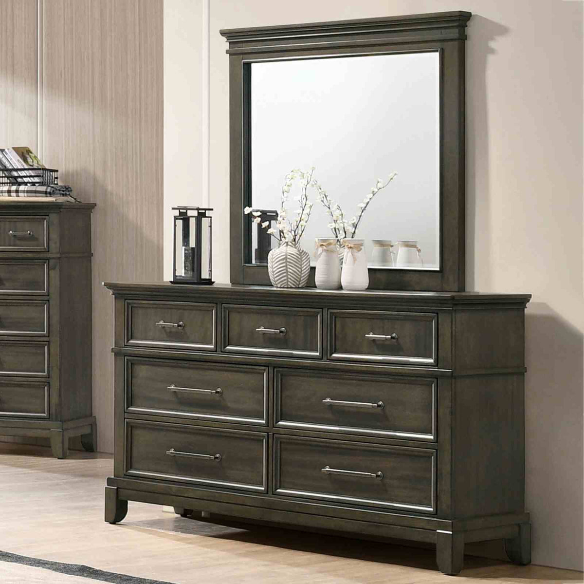 Houston Traditional Queen Panel Bed & Bedroom Collection - Dresser