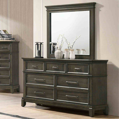Houston Traditional Queen Panel Bed & Bedroom Collection - Dresser