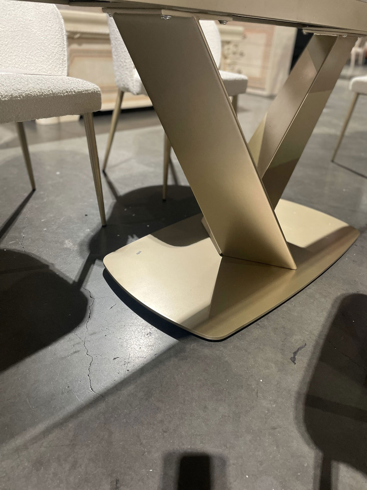 93 Extendable Ceramic Top Dining Collection